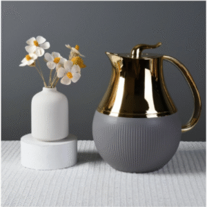 Arabic style vacuum flask 1L black and golden