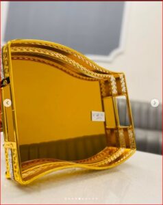 Wave-edged gold mirrored serving trays, pack of 2