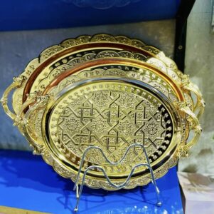 Pack of 3 luxury golden metal serving trays