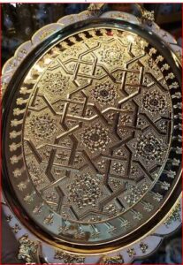 Pack of 3 luxury golden metal serving trays