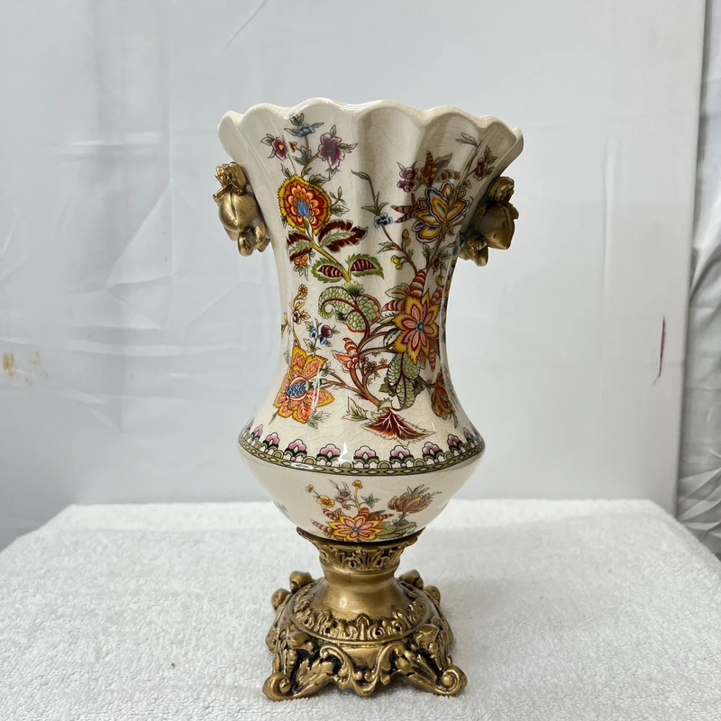 1769977203 Luxury Ceramic Bedside Decor