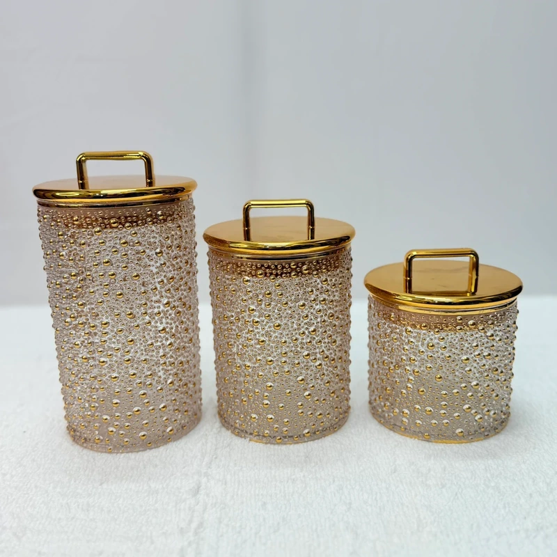 2 Luxury Plastic Containers