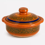 clay cooking pot with lid