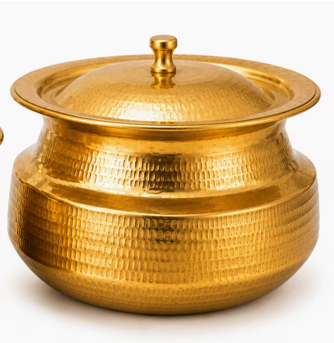 Capture Gold Hammered Serving Pot
